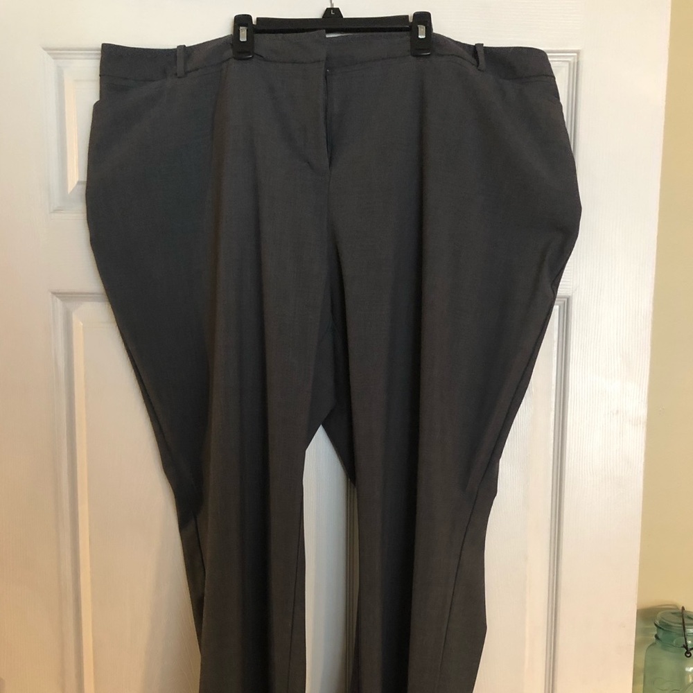 24W Worthington Gray Curvy Fit Perfect Trouser